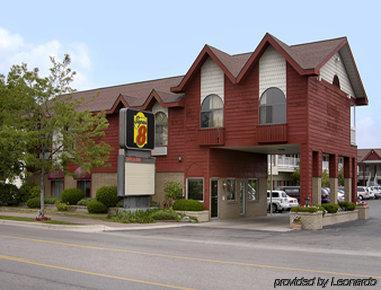 Super 8 Beachfront By Wyndham Mackinaw City, Mi Ngoại thất bức ảnh